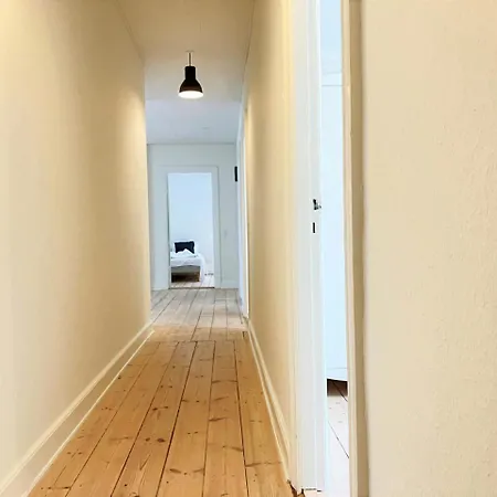 Spacious For 6 Apartment *