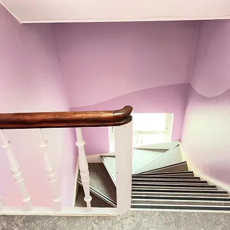 Apartment Spacious For 6 *