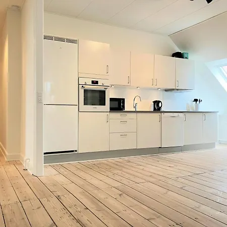 Apartment Spacious For 6 *
